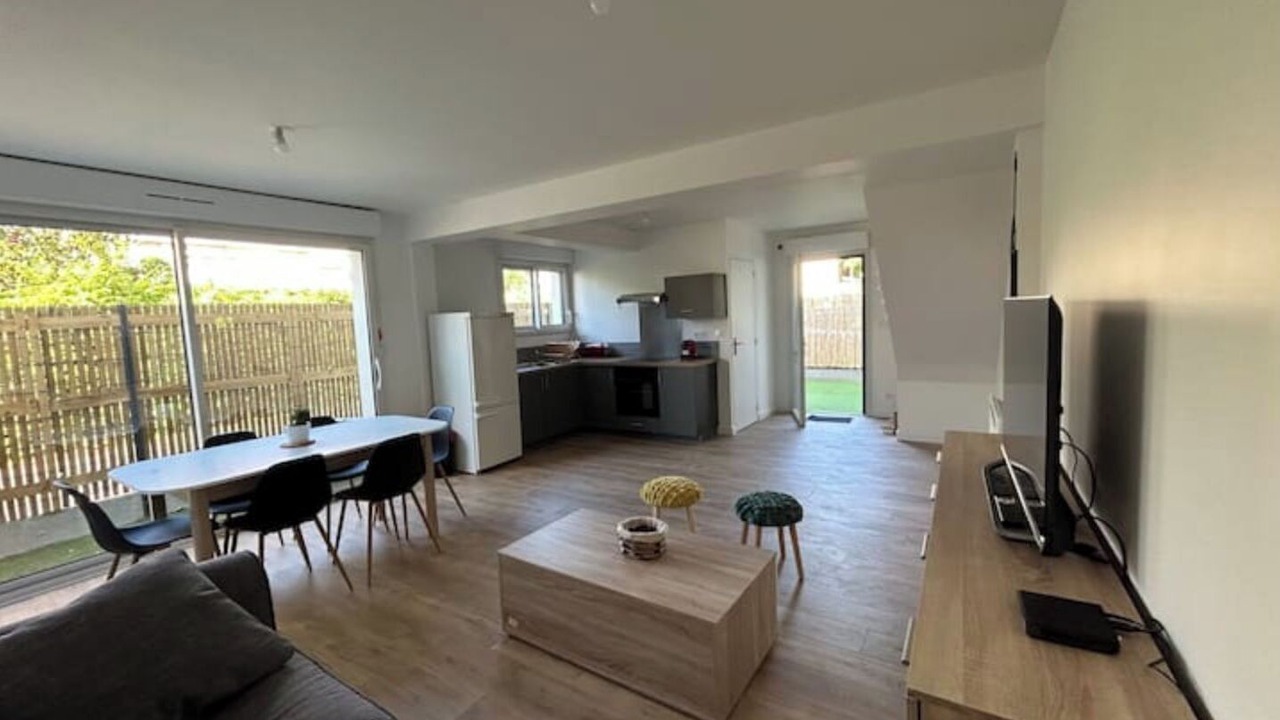 Photo of Livingroom in Madeleine - Saint-Leonard