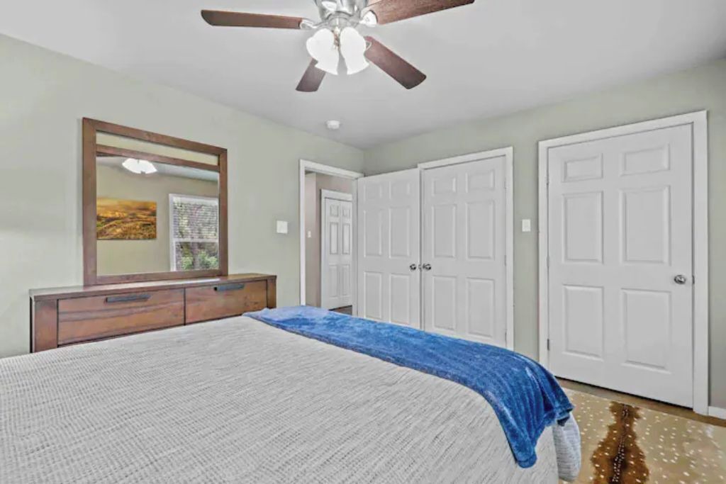 Photo of Bedroom in Whitney