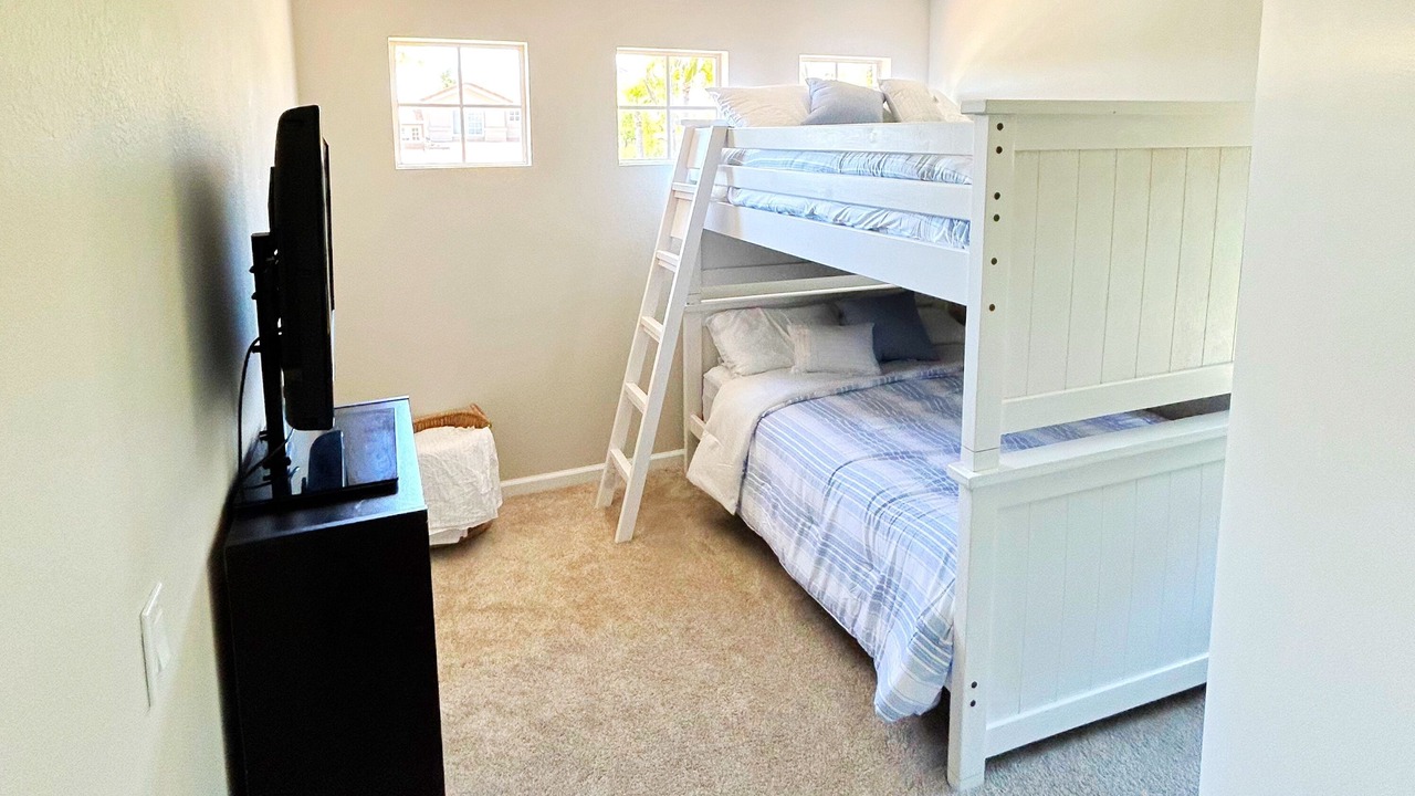 Photo of Bedroom in Vista