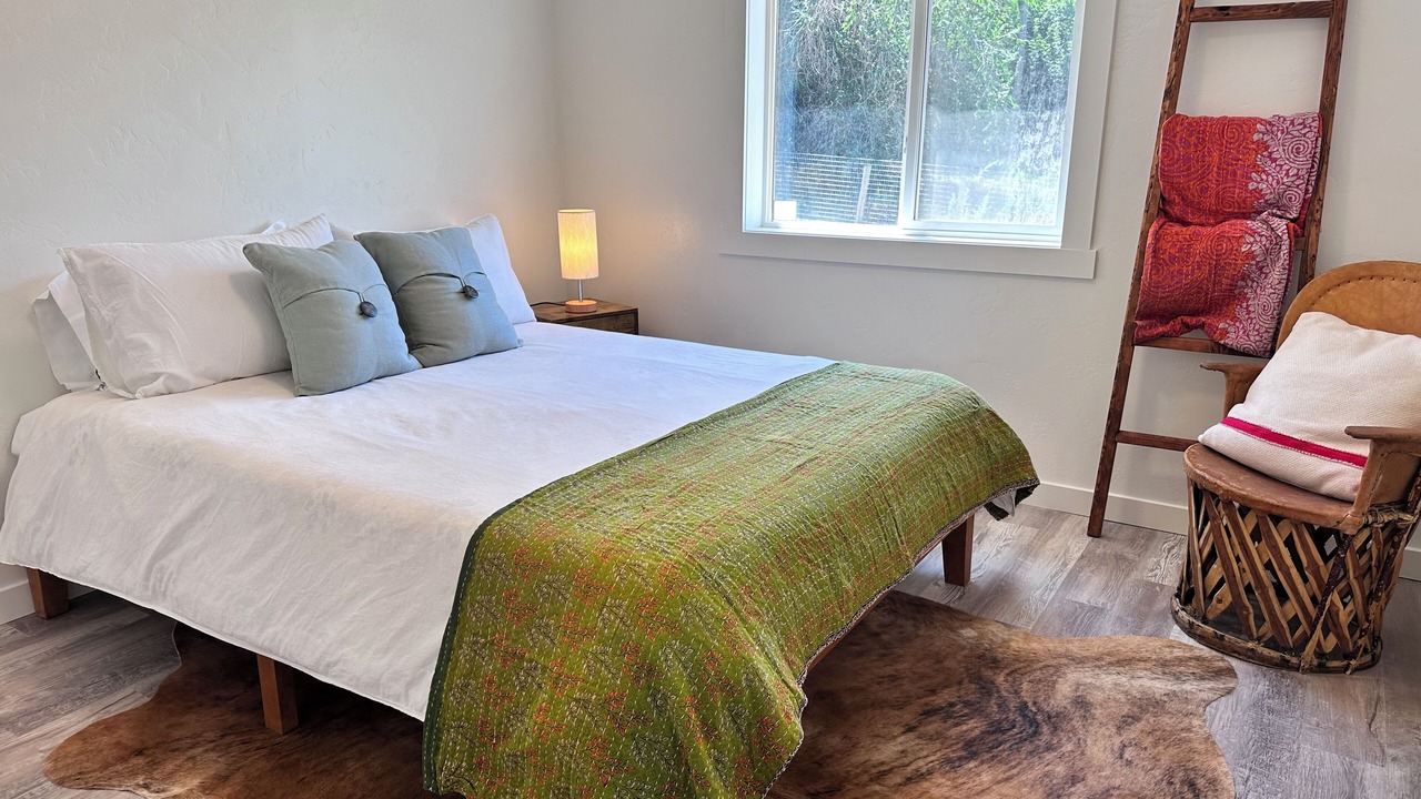 Photo of Bedroom in Hyrum