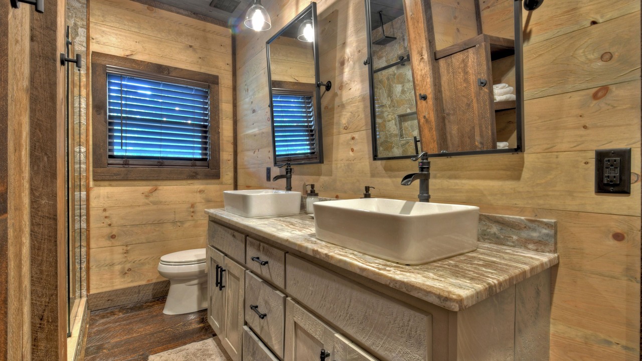 Photo of Others in Hidden Lake