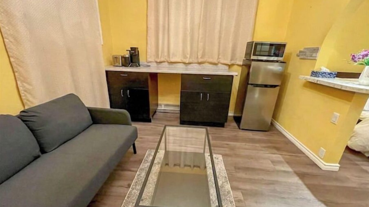 Photo of Livingroom in Niagara Falls
