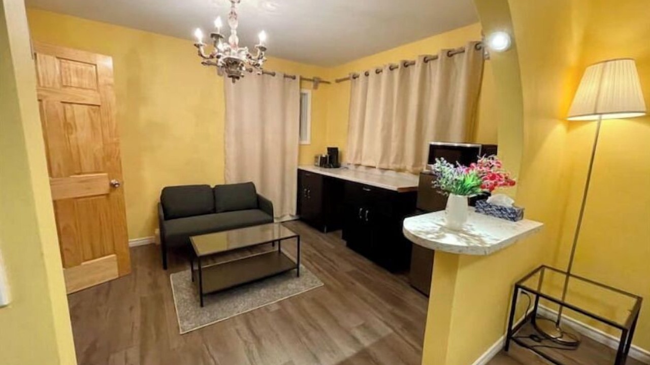 Photo of Livingroom in Niagara Falls