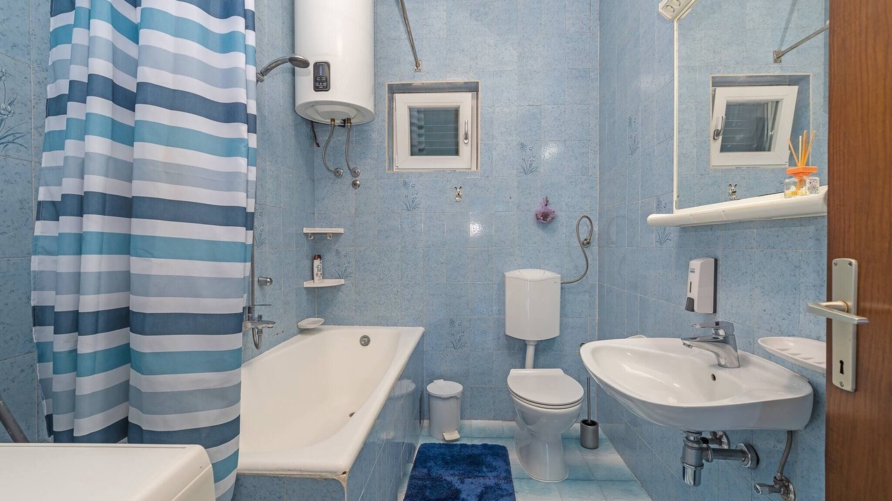 Photo of Bathroom in Unesic
