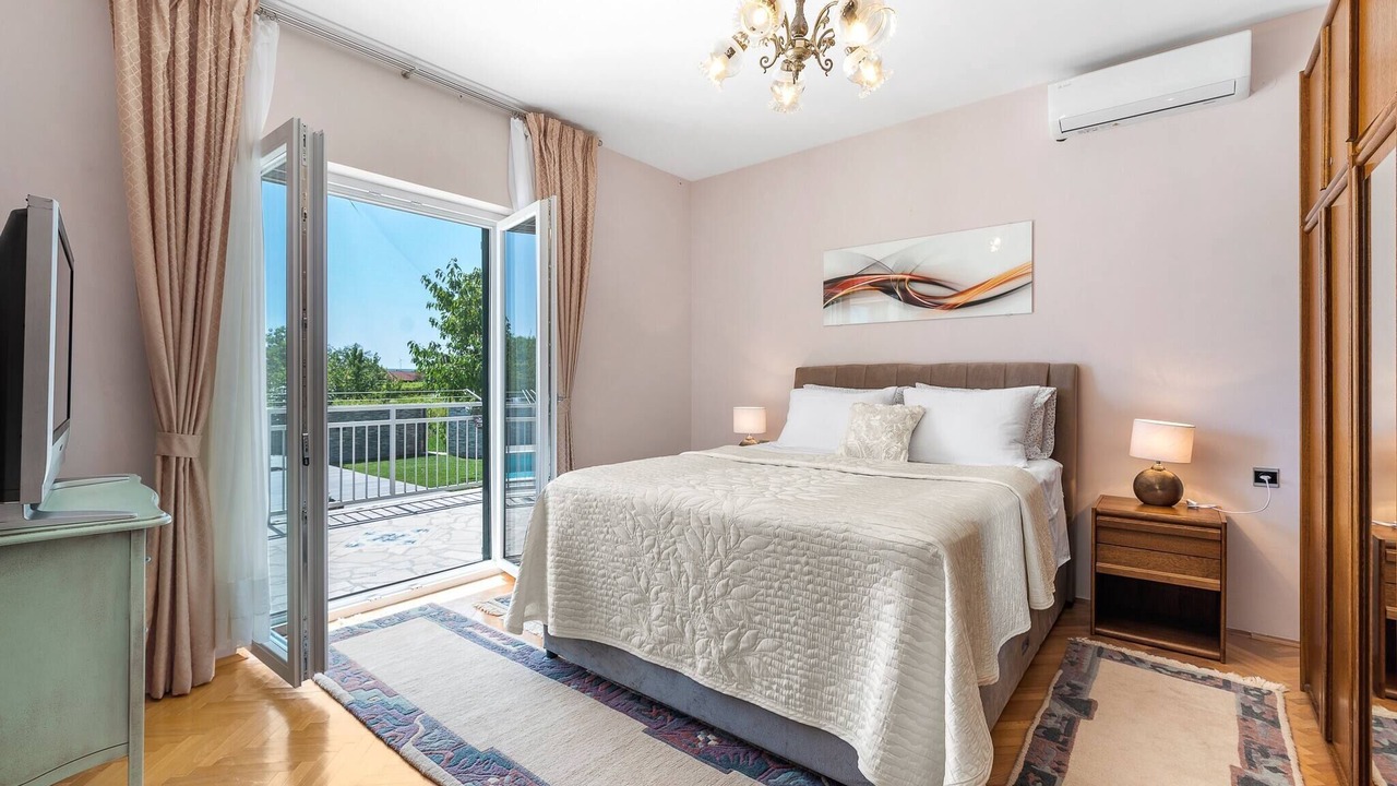 Photo of Bedroom in Unesic