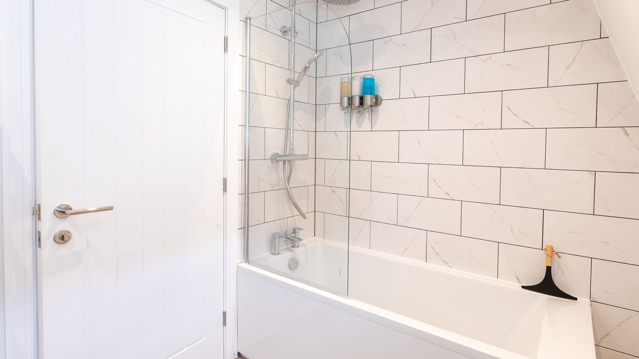 Photo of Bathroom in Southampton City Centre