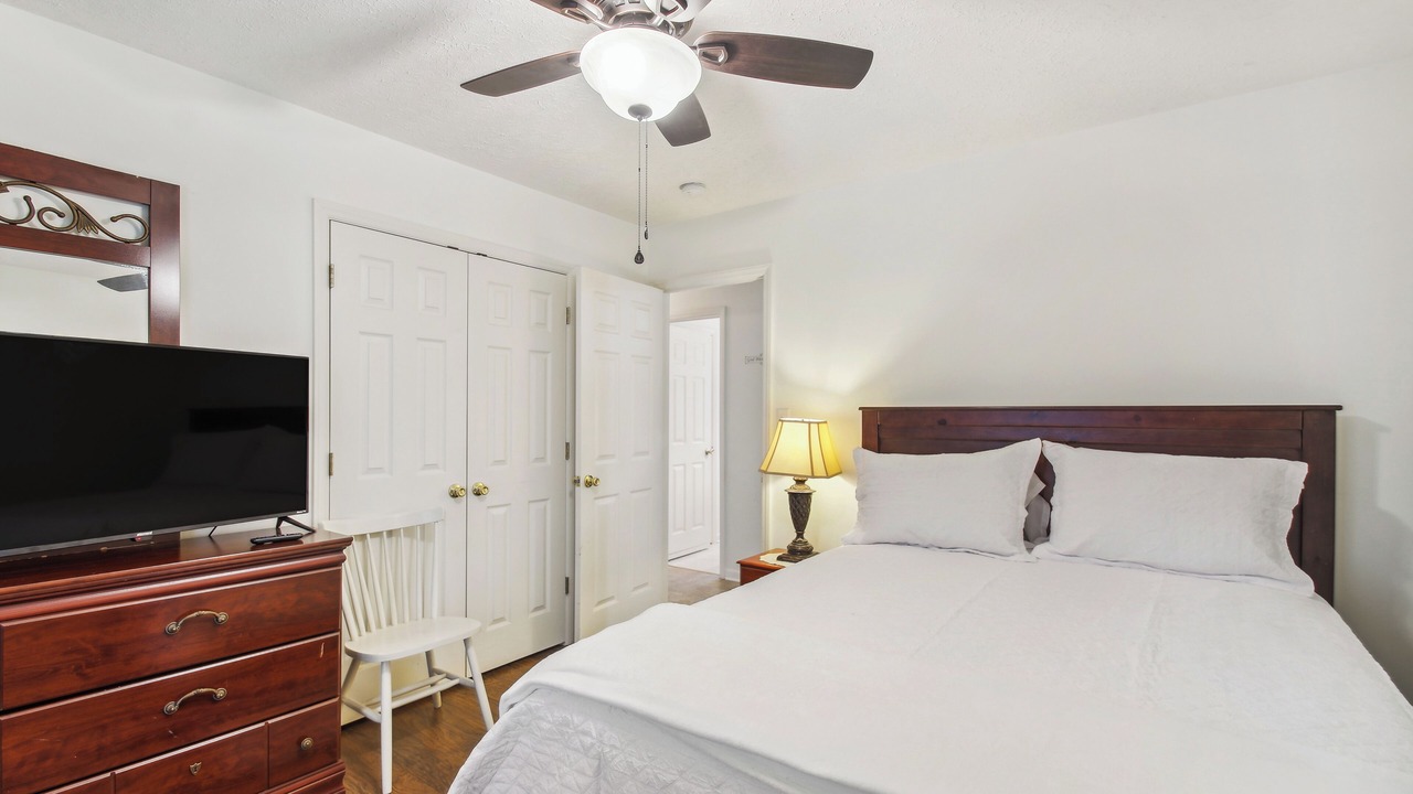 Photo of Bedroom in Chatham