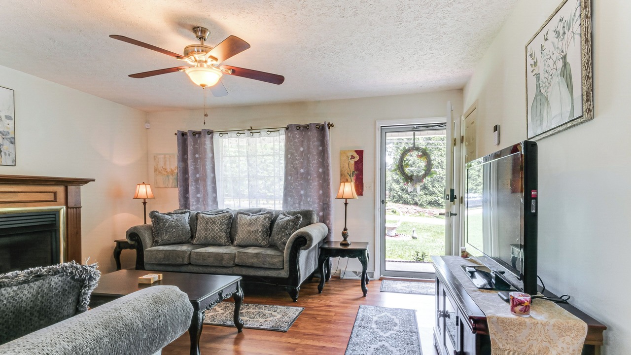 Photo of Livingroom in Chatham