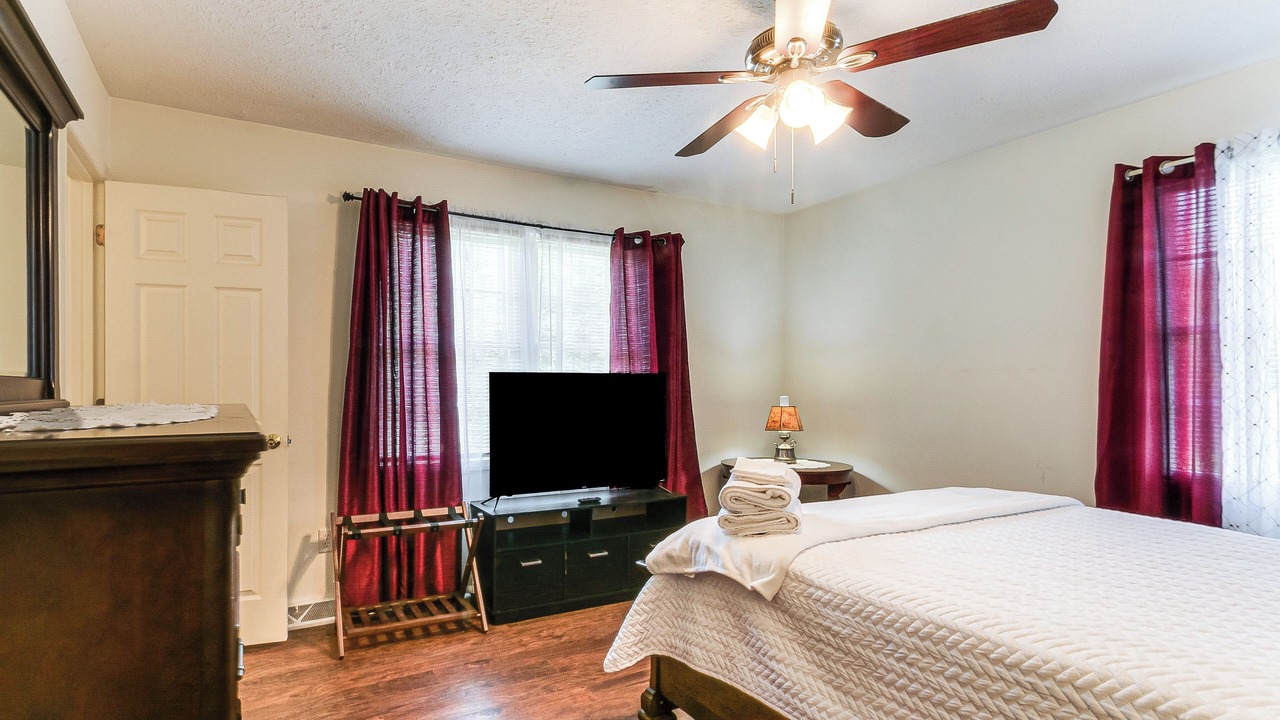 Photo of Bedroom in Chatham