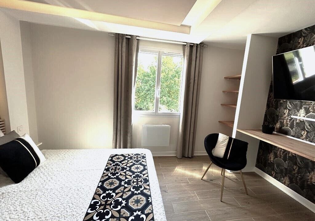 Photo of Bedroom in Castelnau-d'Estretefonds