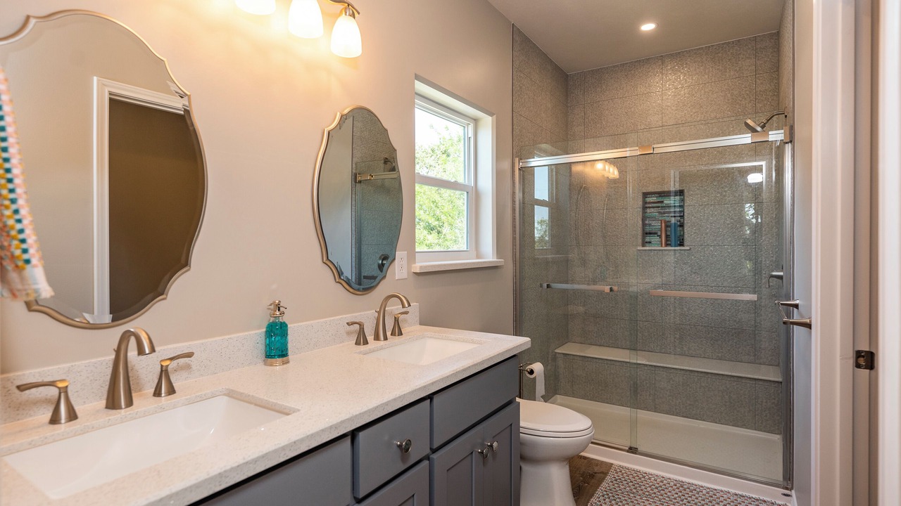 Photo of Bathroom in Cedar Lane