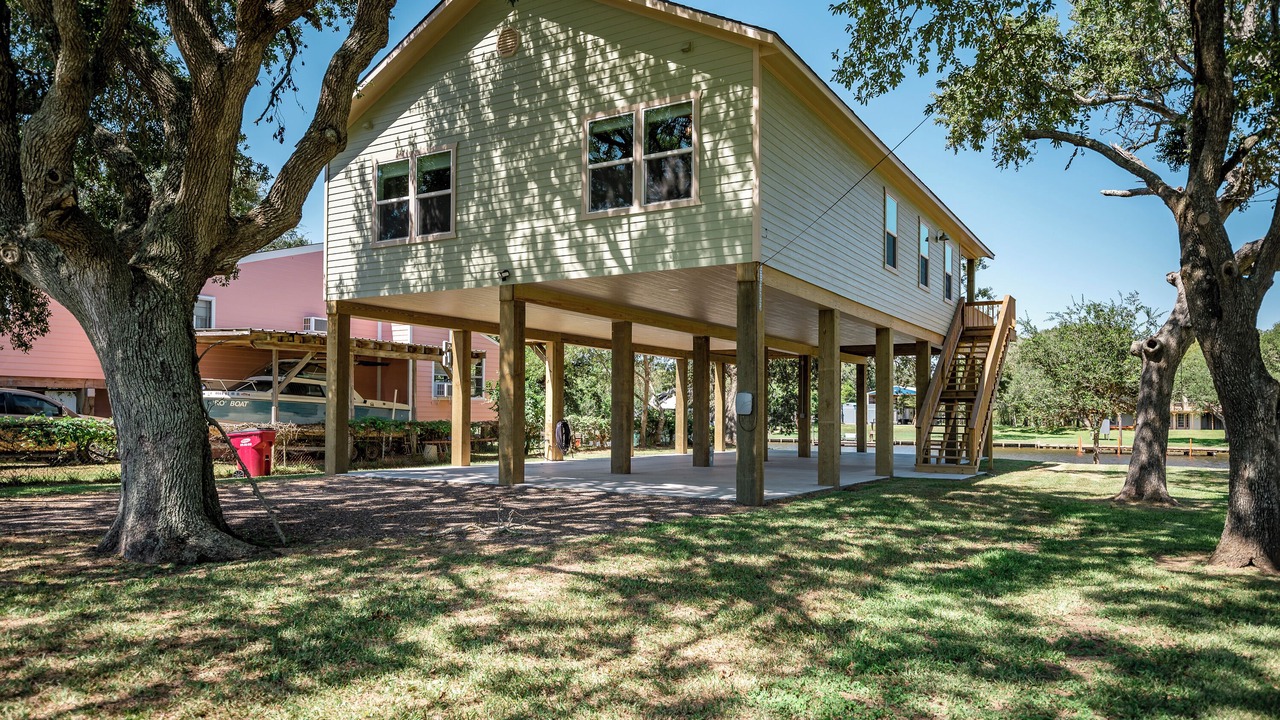 Photo of Outdoor in Cedar Lane