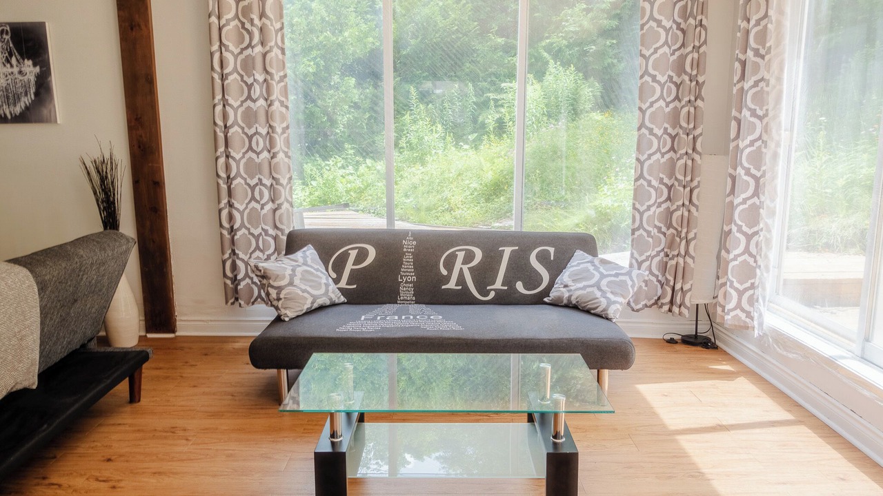 Photo of Livingroom in St-Adolphe-d'Howard
