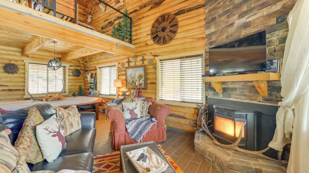 Photo of Livingroom in Kemmerer