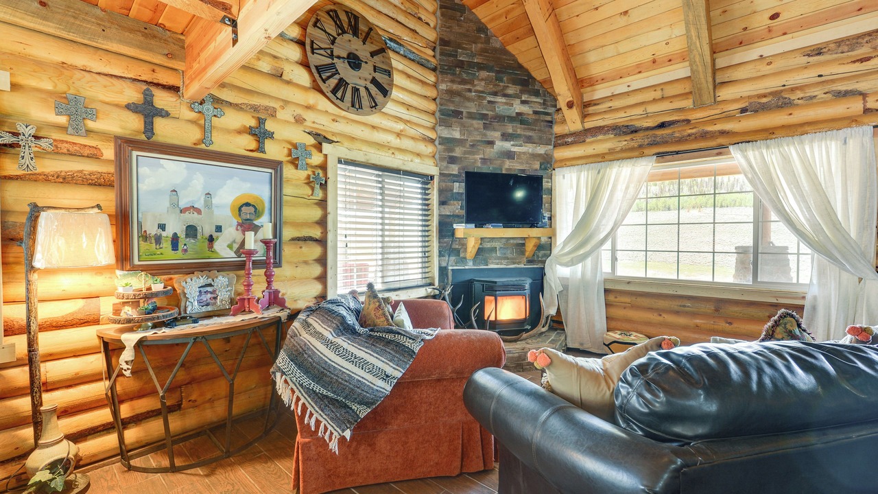 Photo of Livingroom in Kemmerer