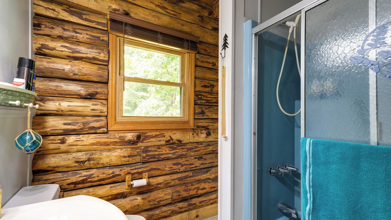 Photo of Bathroom in Meadows Of Dan