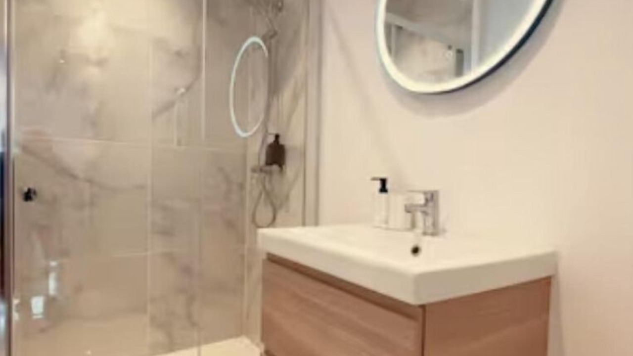 Photo of Bathroom in Montlucon