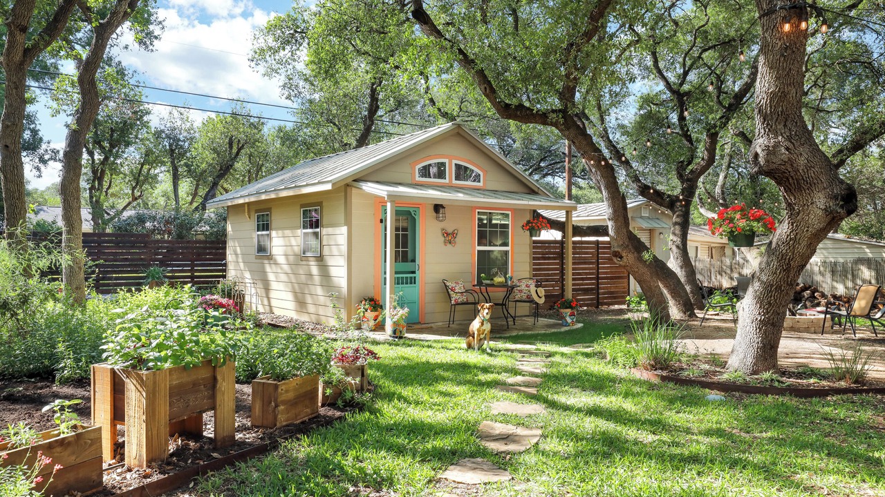 Photo of Outdoor in Whispering Oaks