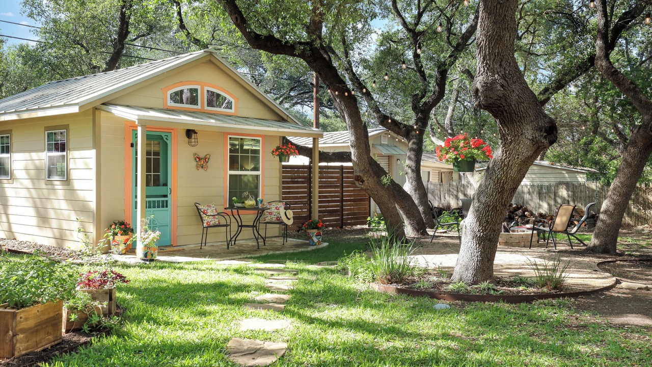Photo of Outdoor in Whispering Oaks