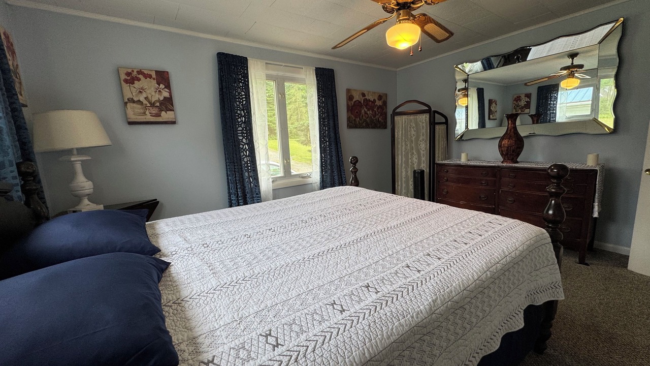 Photo of Bedroom in Monroe