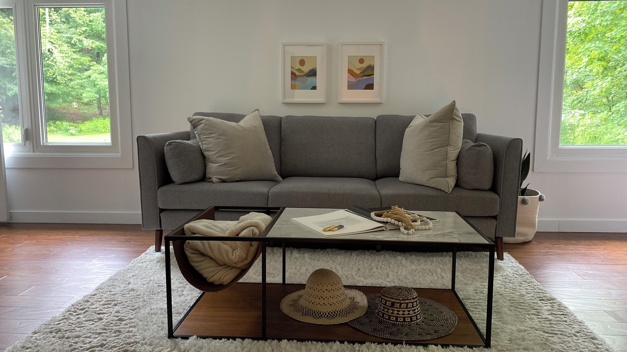 Photo of Livingroom in Lake of Bays