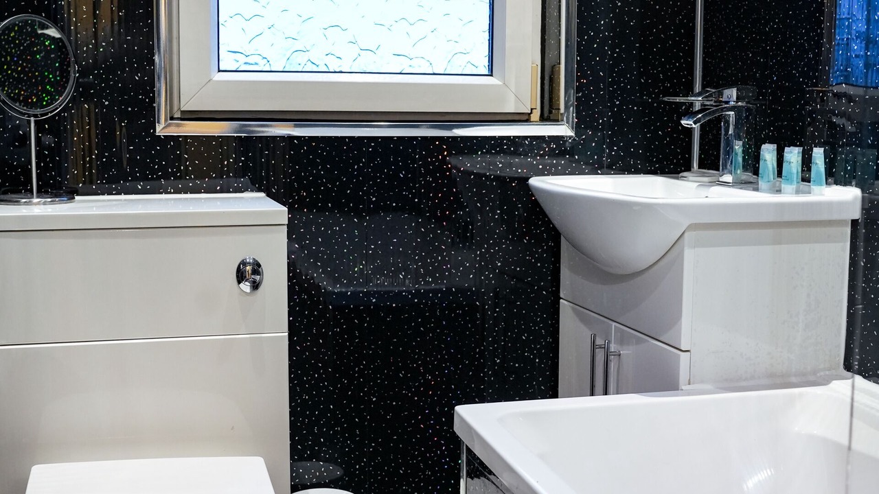 Photo of Bathroom in Coatbridge