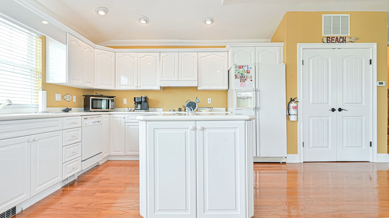 Photo of Kitchen in A-Zone