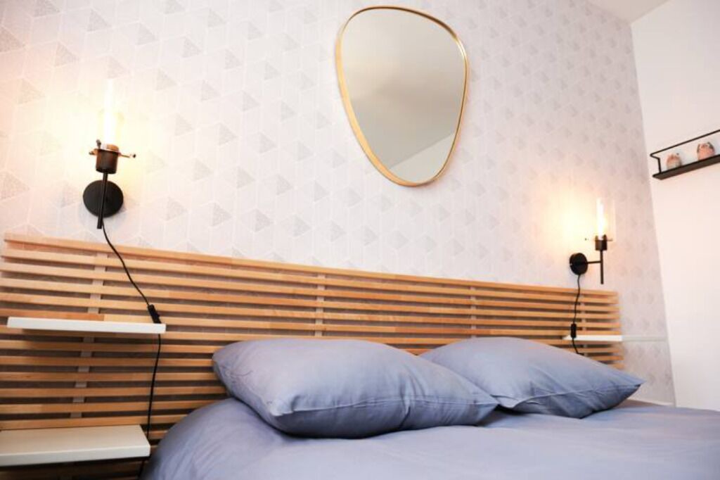 Photo of Bedroom in Laval