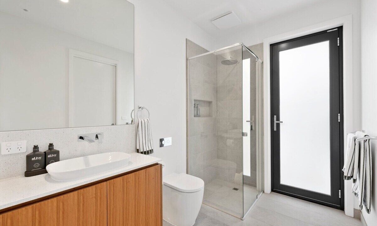 Photo of Bathroom in Connewarre