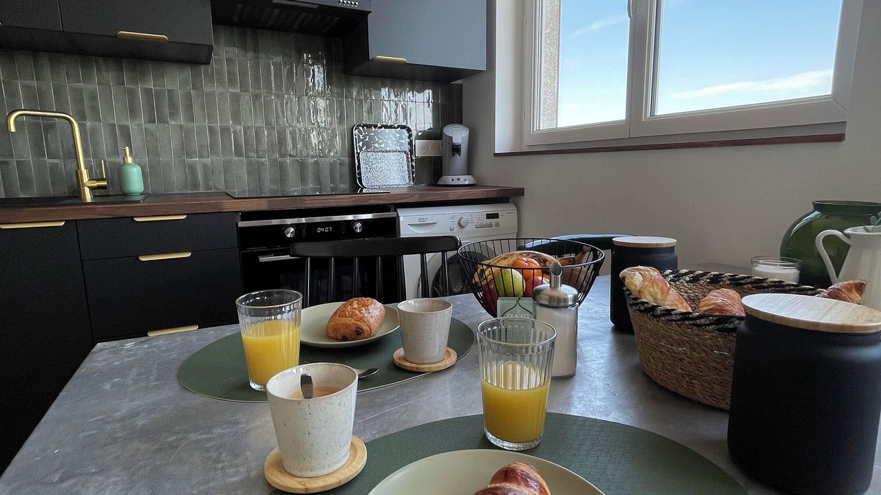 Photo of Kitchen in Calais City Center
