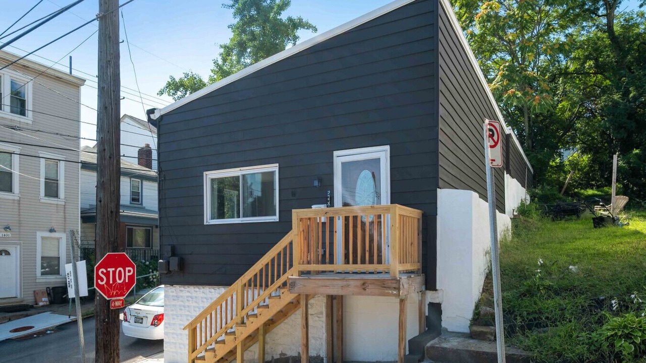 Photo of Others in South Side Slopes