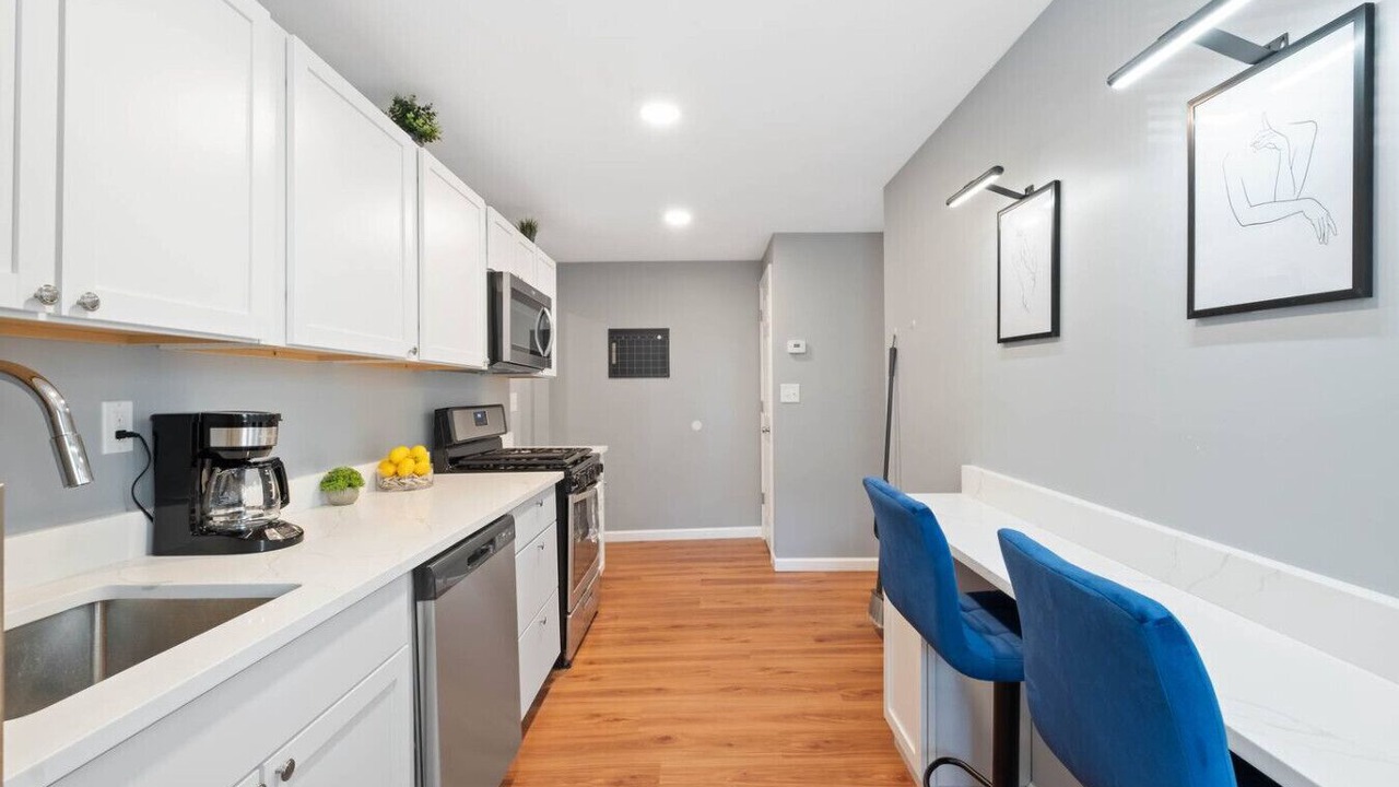 Photo of Kitchen in South Side Slopes