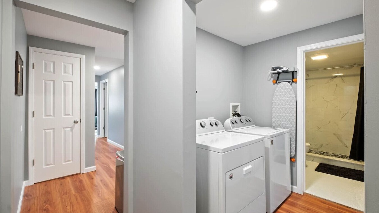 Photo of Others in South Side Slopes