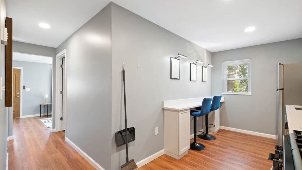 Photo of Others in South Side Slopes