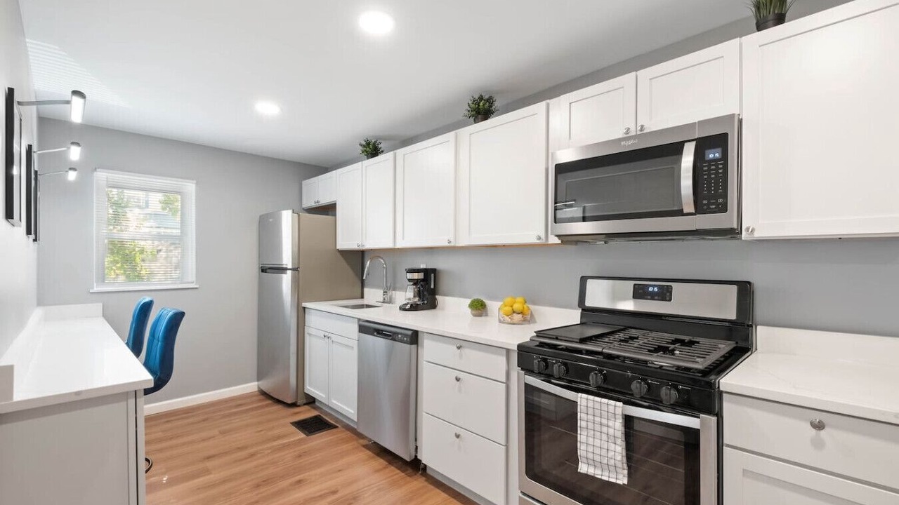 Photo of Kitchen in South Side Slopes