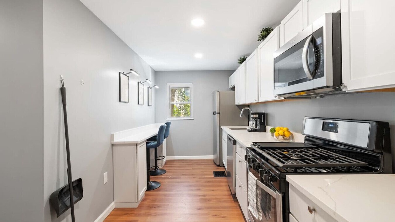 Photo of Kitchen in South Side Slopes