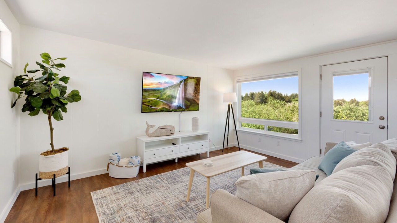 Photo of Livingroom in Grayland