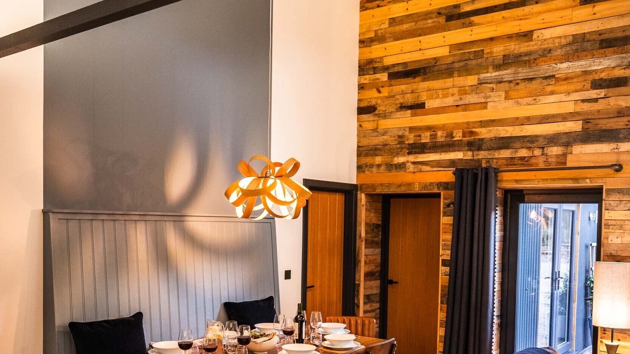 Photo of Others in Atlow