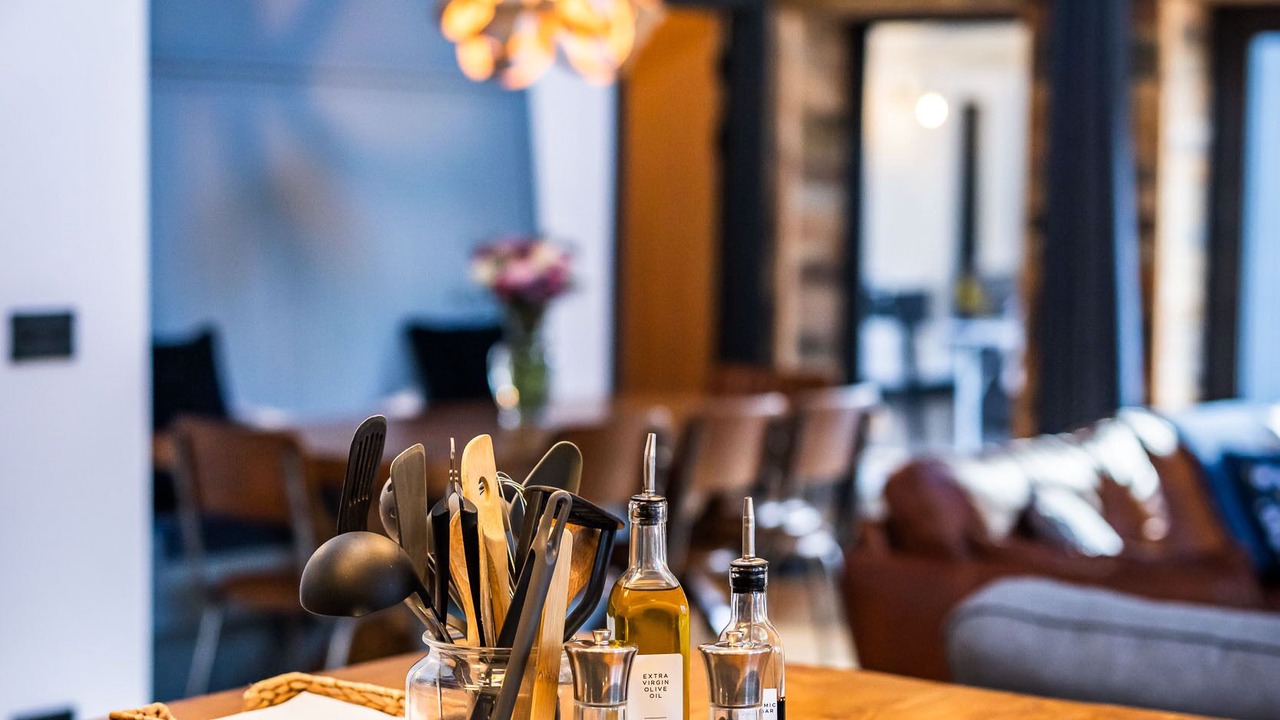 Photo of Others in Atlow