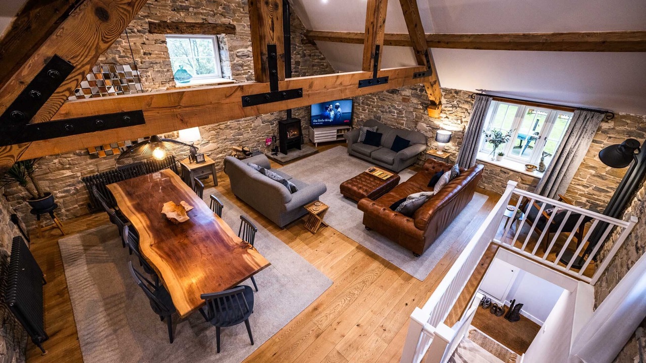 Photo of Others in Atlow