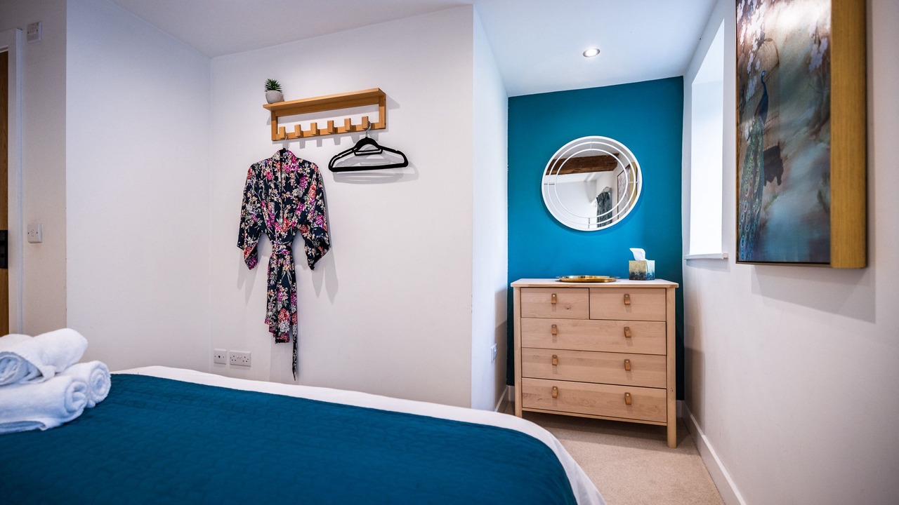 Photo of Others in Atlow