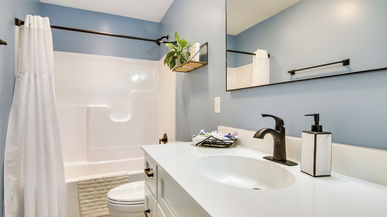 Photo of Bathroom in Snow Hill