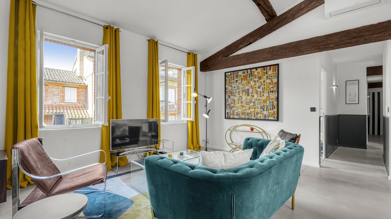 Photo of Livingroom in Saint - Aubin - Dupuy