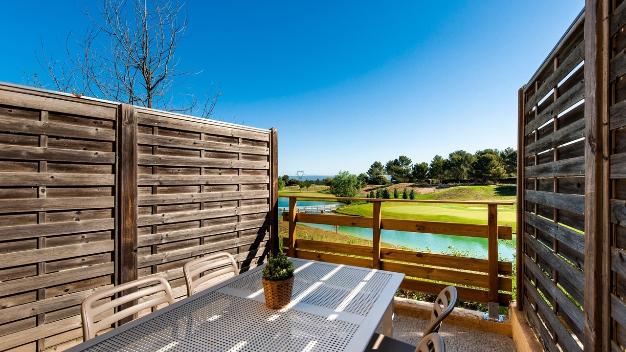 Photo of Outdoor in Cabries