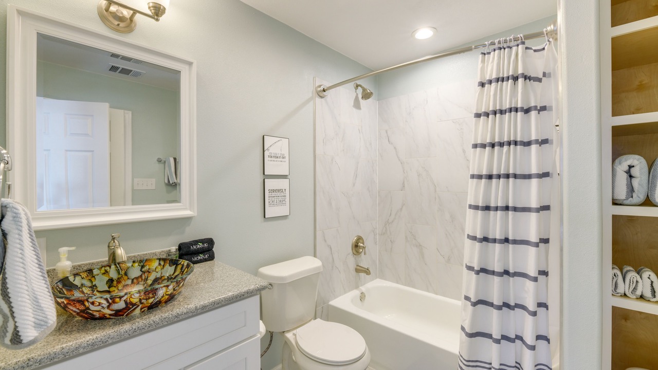 Photo of Bathroom in Rockport