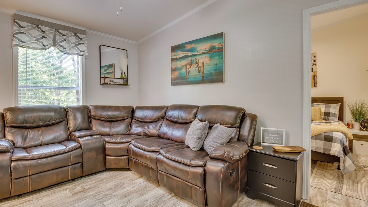 Photo of Livingroom in Oakland