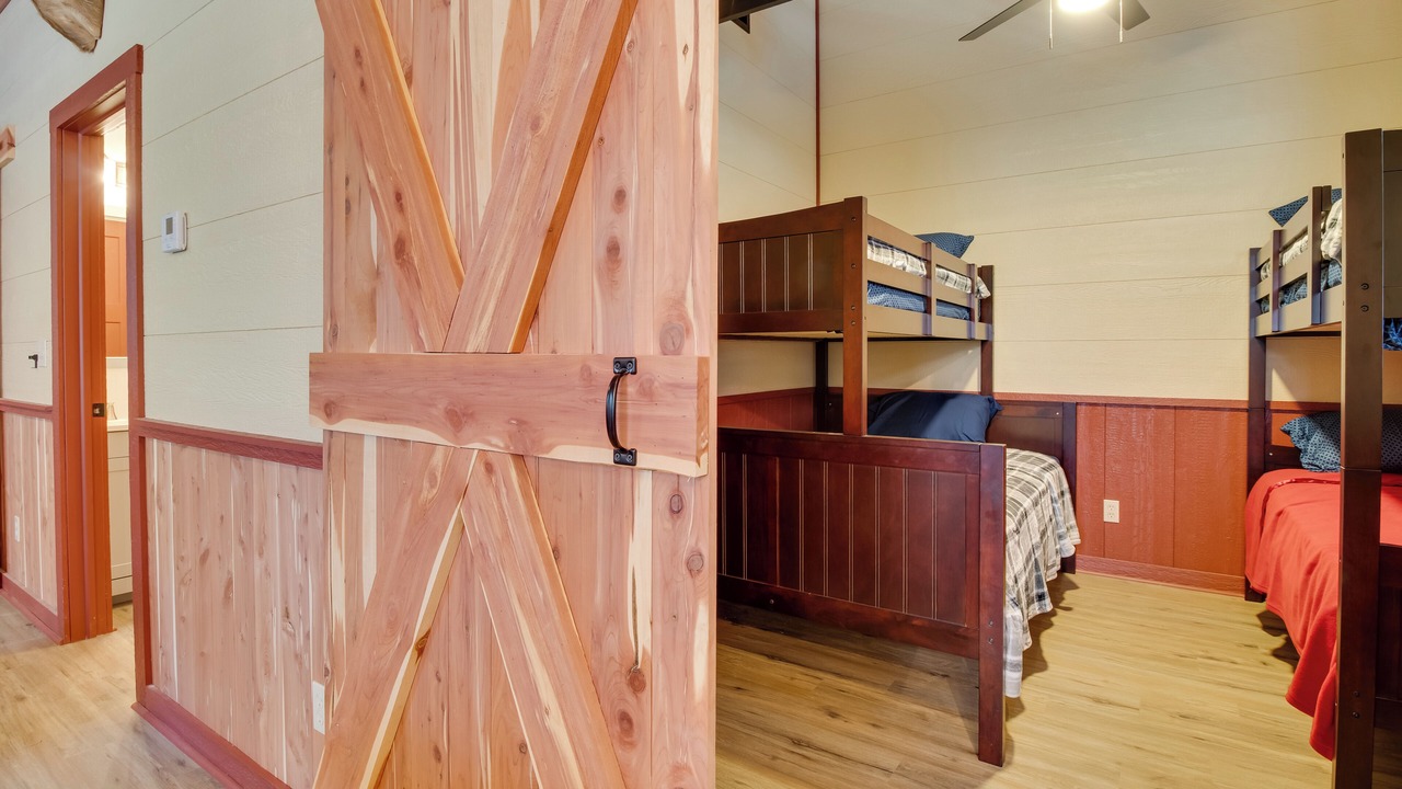 Photo of Bedroom in Oakland