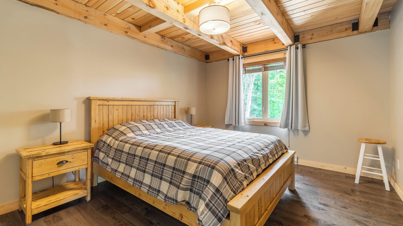 Photo of Bedroom in Saint-Leonard-de-Portneuf