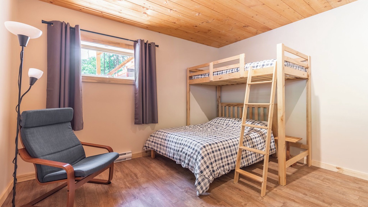 Photo of Bedroom in Saint-Leonard-de-Portneuf
