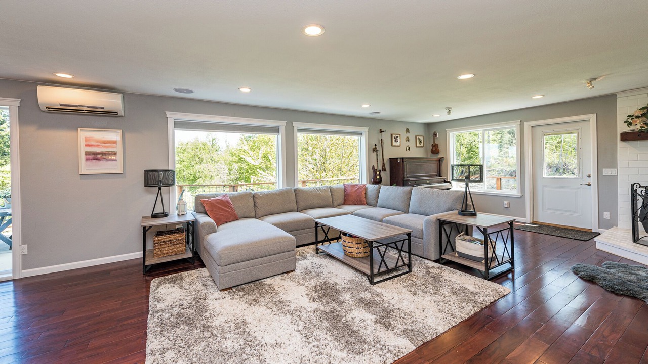 Photo of Livingroom in Sequim